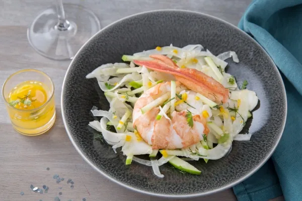 Image recette Fraîcheur de homard en vinaigrette aux agrumes, salade croquante de fenouils et pommes granny-smith