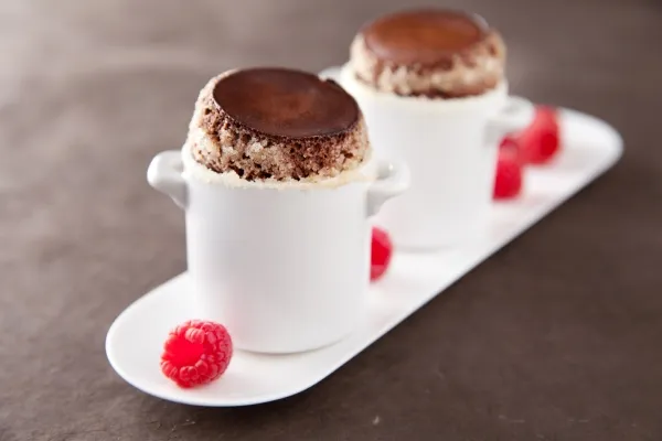Image recette Mini-soufflé au chocolat et coeur de framboise