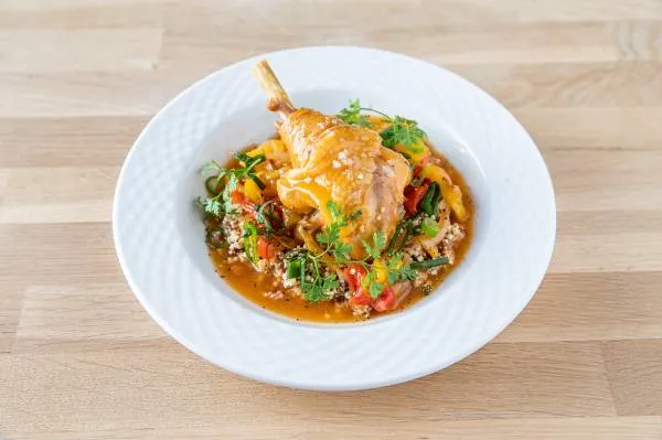 Image recette Cuisses de poulet façon basquaise et quinoa 