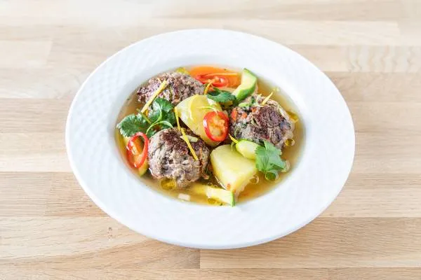 Image recette Soupe aux boulettes d'agneau et légumes 