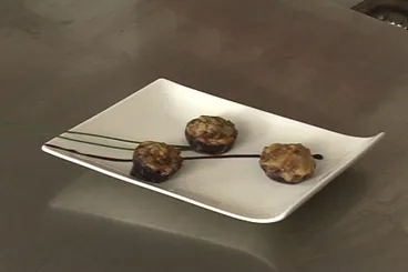 Image recette Oignons farcis au gorgonzola et aux noix