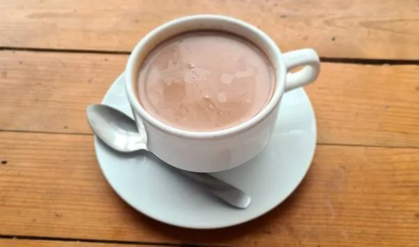 Image recette Chocolat chaud au lait, cannelle et poivre