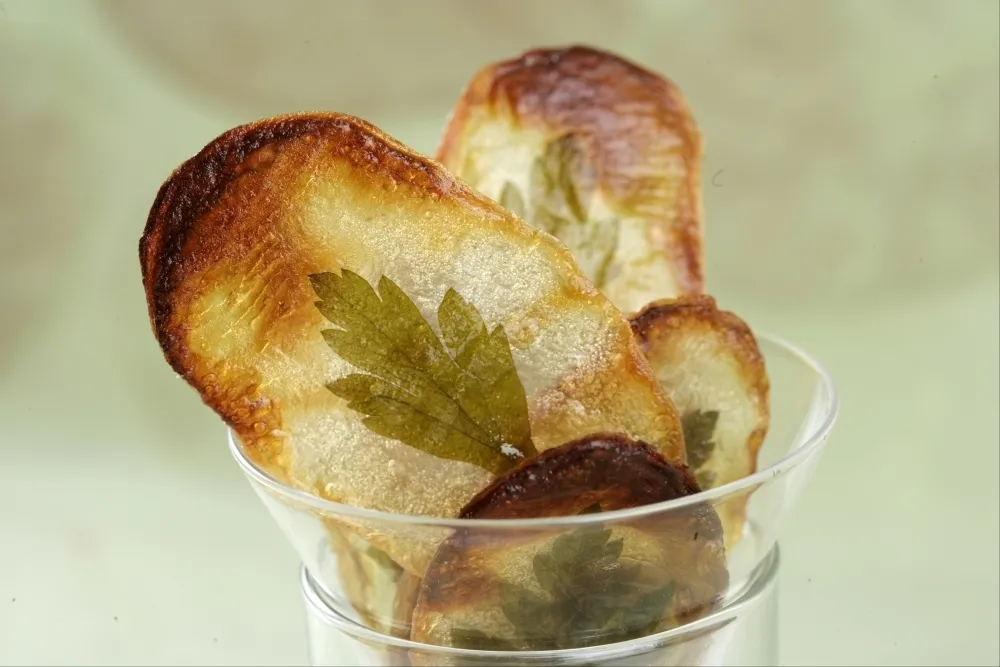 Image recette Tuiles croutillantes de pomme de terre aux herbes