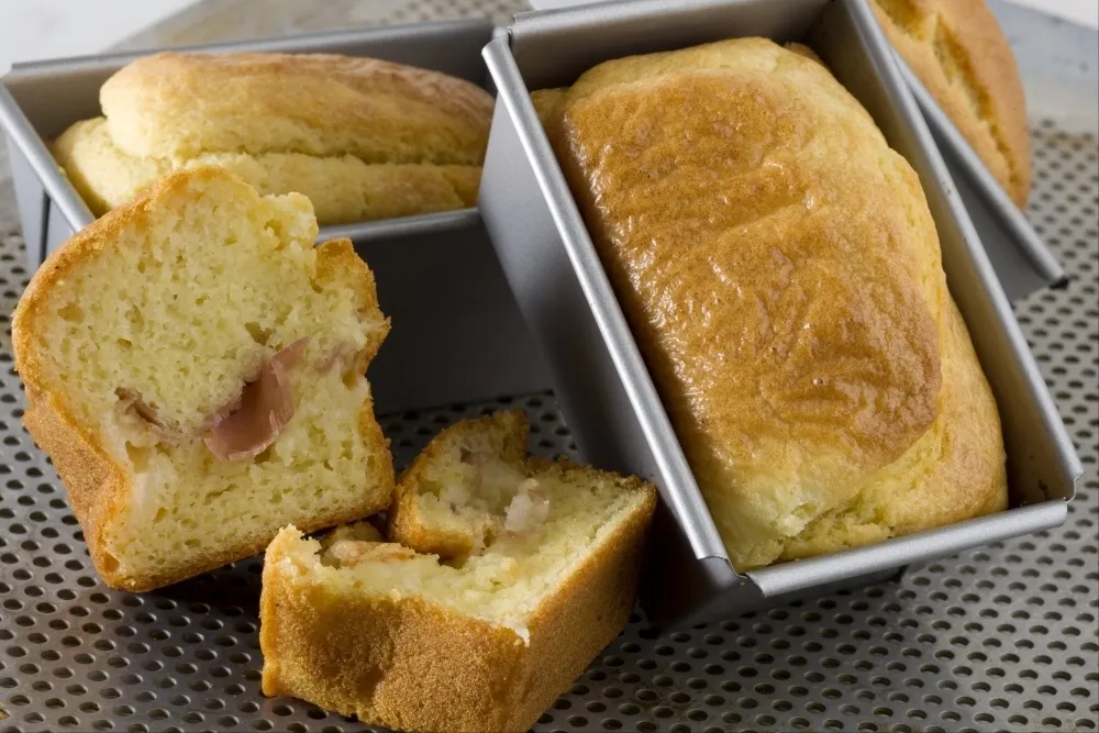 Image recette Cake au jambon cru et au comté