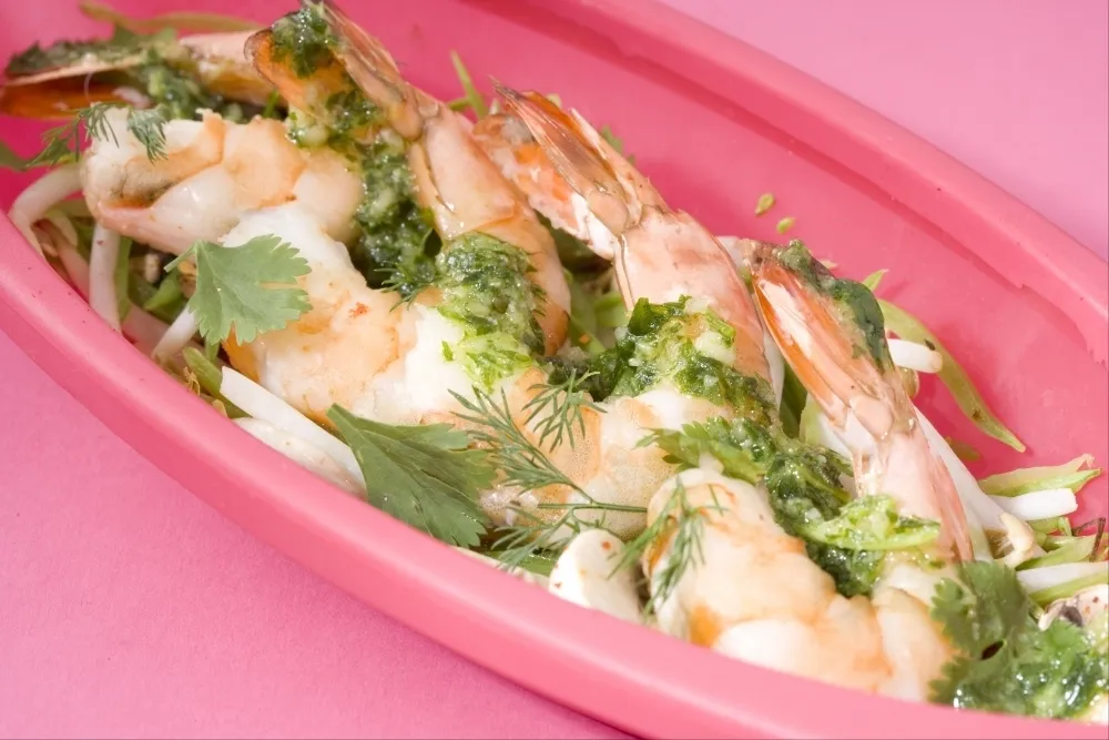 Image recette Papillote de gambas à l'huile de sésame et légumes croquants