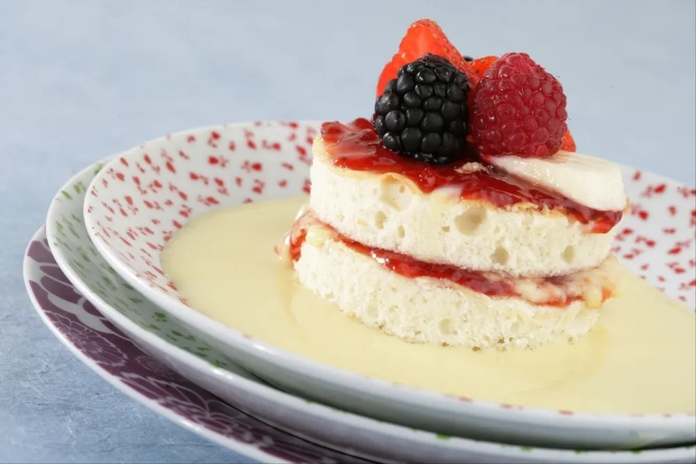Image recette Christmas Trifle : cherry, crème anglaise et "sponge cake"