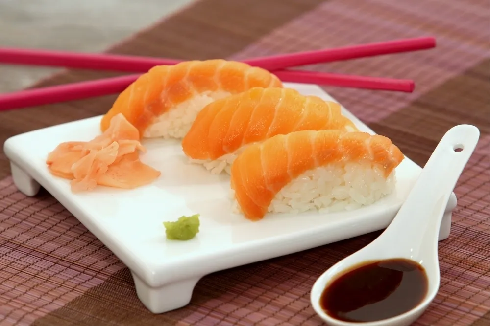 Sushi de saumon