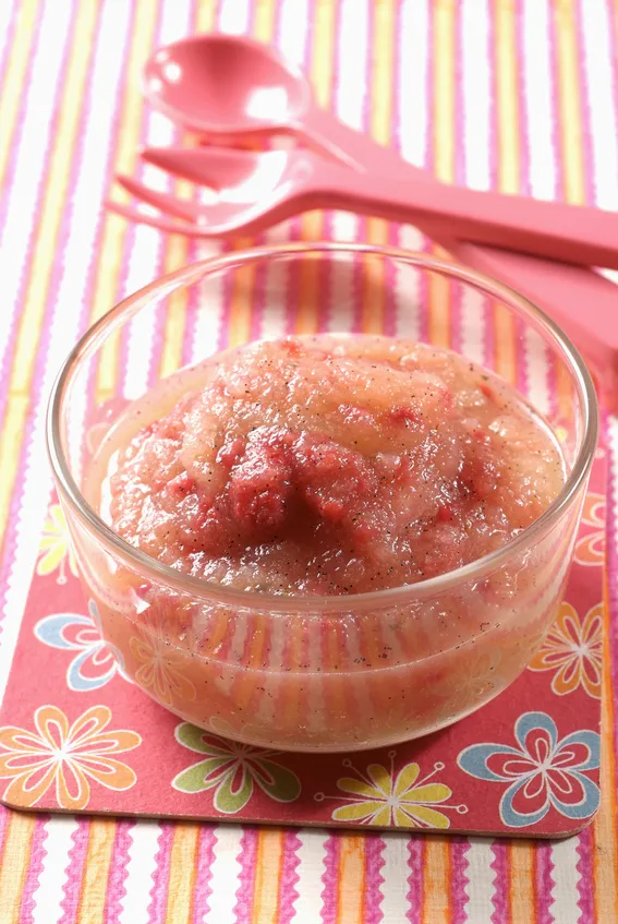 Recette Compote de rhubarbe, framboise, pomme vanille