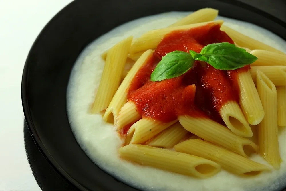 Image recette Penne sauce tomate maison et mozzarella