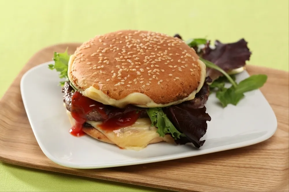 Image recette Double cheeseburger réservé aux enfants
