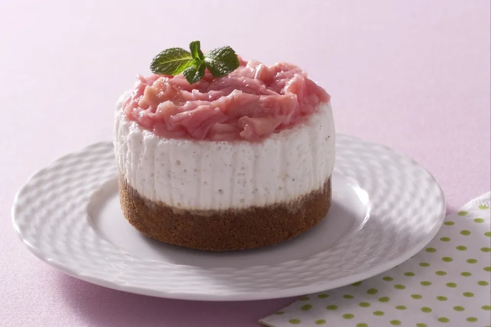 Image recette Cheesecake cru au fromage blanc de chèvre, spéculoos et rhubarbe 