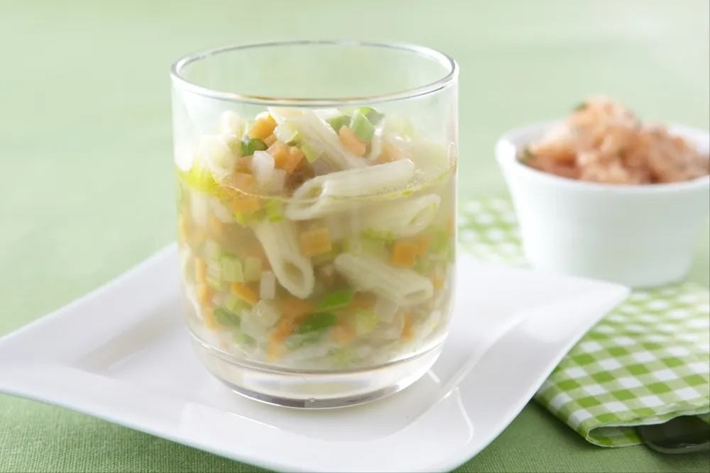 Image recette Minestrone aux légumes du potager, granité tomate et ciboulette