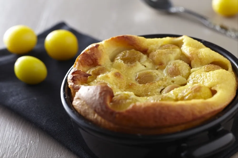 Clafoutis aux mirabelles et amandes