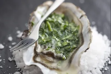 Image recette Huîtres chaudes au beurre d'herbes