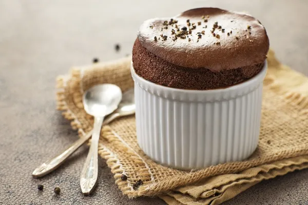 Image recette Mini-soufflé au chocolat et à la fève tonka