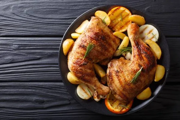 Image recette i-chef pro : Cuisses de poulet déglacées au cidre, pommes purée 