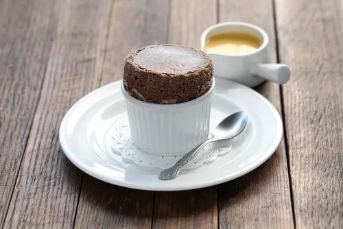 Image recette Le fantastique soufflé au chocolat noir de L’atelier des Chefs