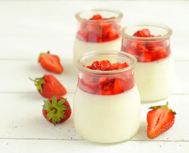 Image recette Panna cotta aux fraises