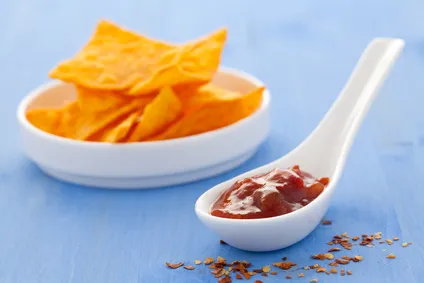 Image recette Chips à nachos maison et sauce piquante