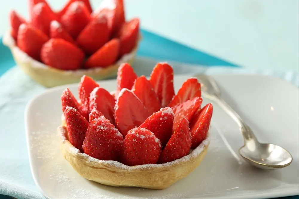 Image recette Tarte sablée aux fraises, crème pâtissière à la vanille