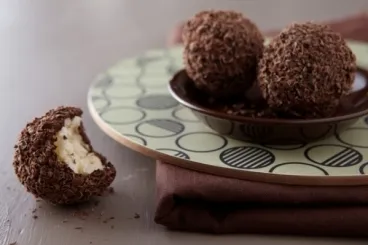 Image recette Boule de chocolat coeur meringue