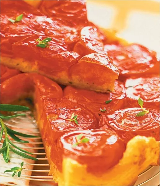 Image recette Tatin feuilletée aux tomates et au basilic