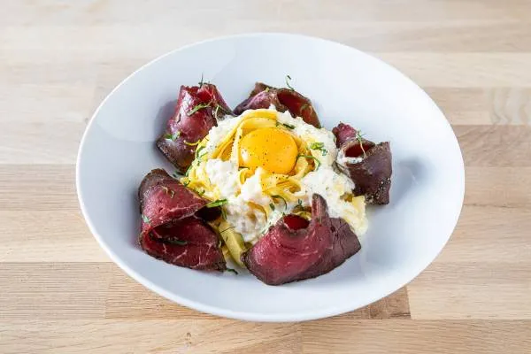 Tagliatelles au gravelax de boeuf 